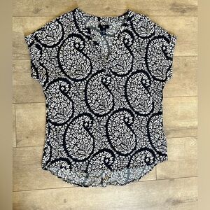Gap women’s blouse size small